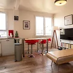 Spacious Apartment Near Pere Lachaise