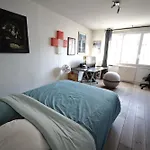 Spacious Apartment Near Pere Lachaise
